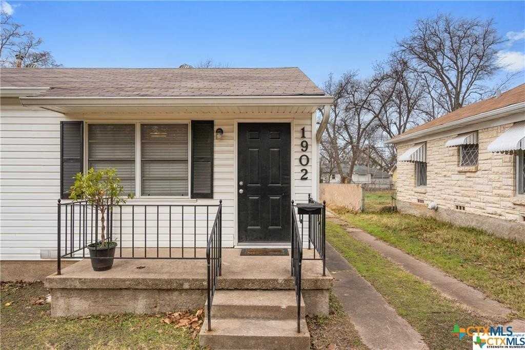 1902 S 9th St - Photo 2 of 26