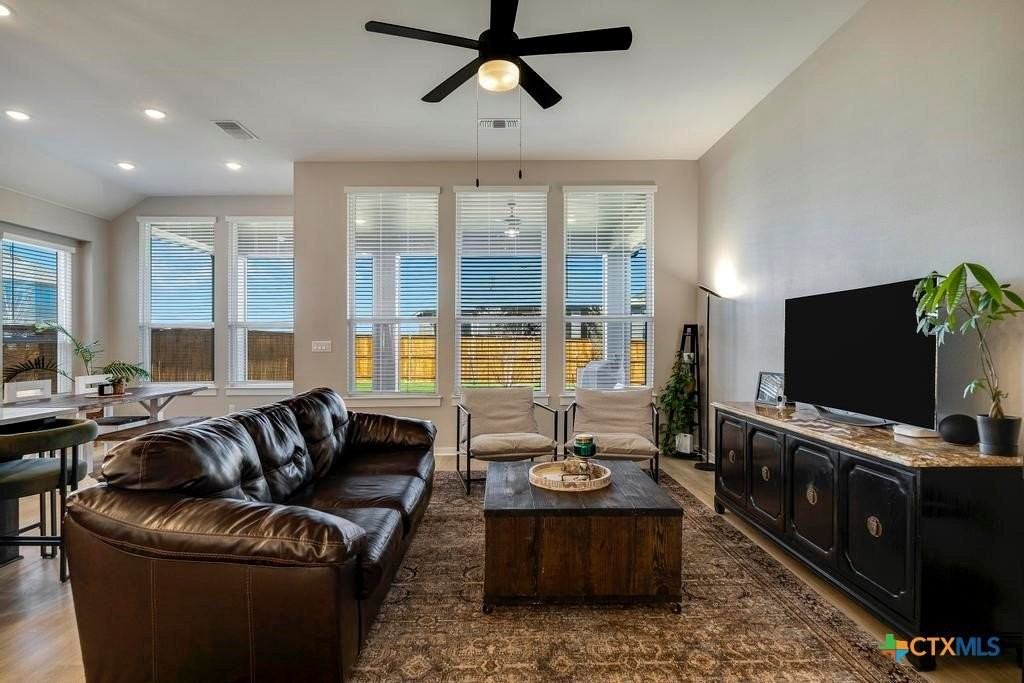 5725 Huron Dr - Photo 5 of 28