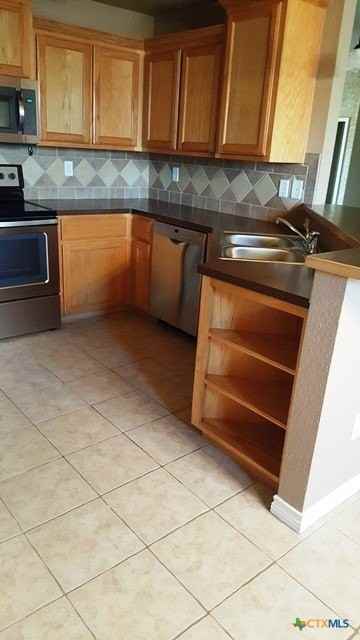 2509 Jake Dr - Photo 5 of 13