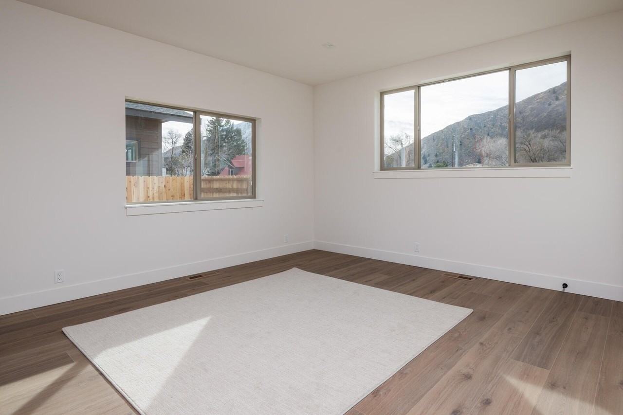 711 N 2nd Ave - Photo 7 of 16