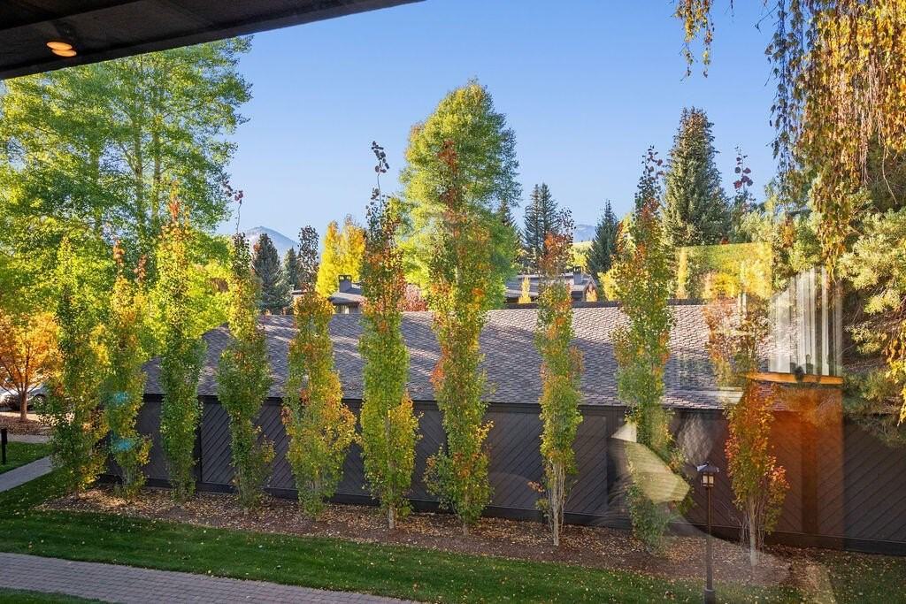 1244 Villager Condo Dr - Photo 7 of 13