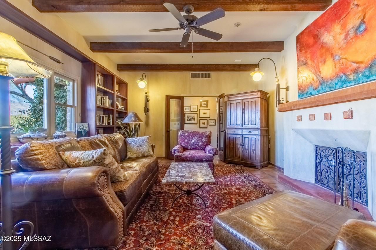 1640 E Entrada Once - Photo 6 of 47