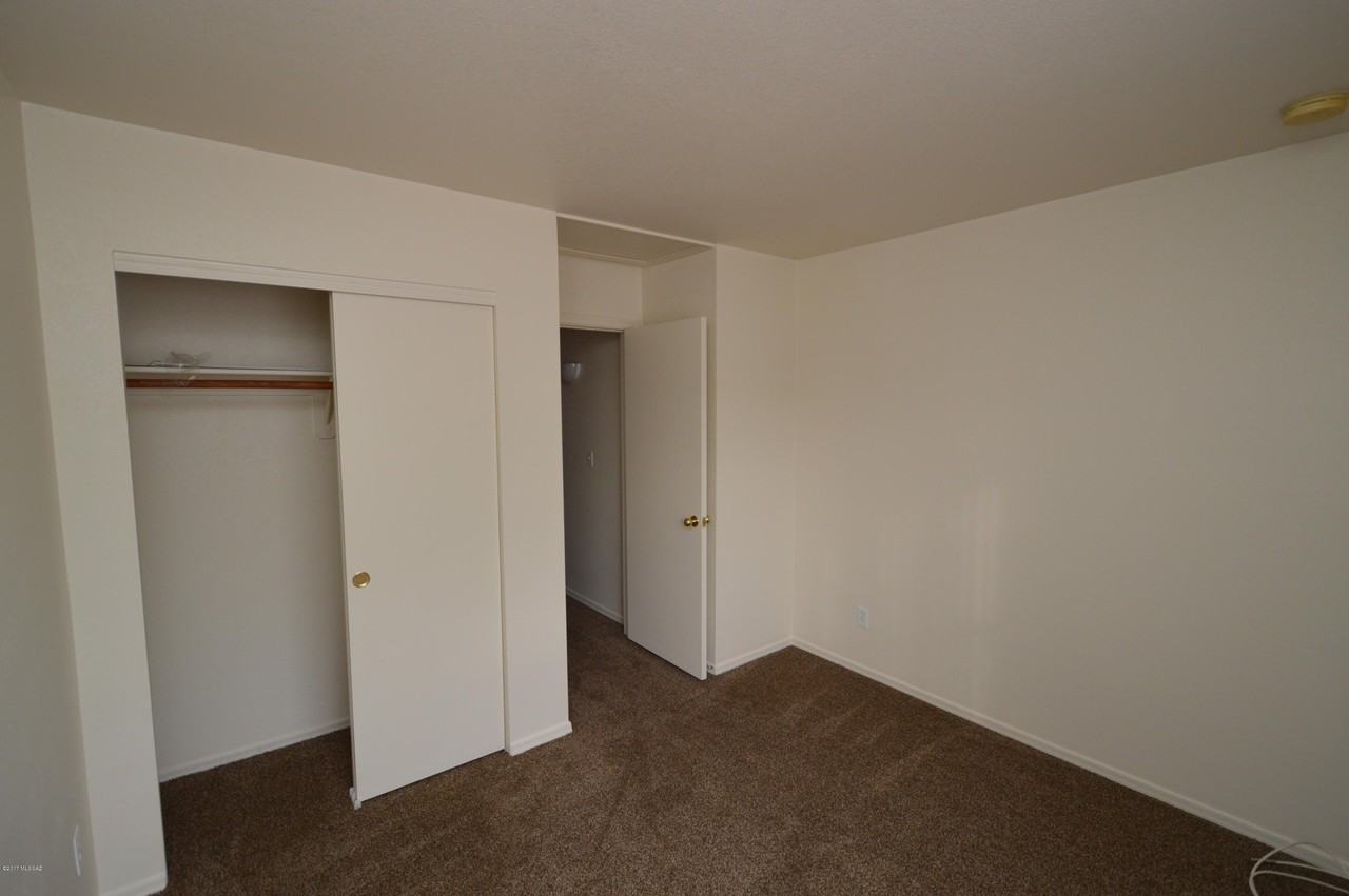 7009 E Strike Eagle Way - Photo 7 of 8