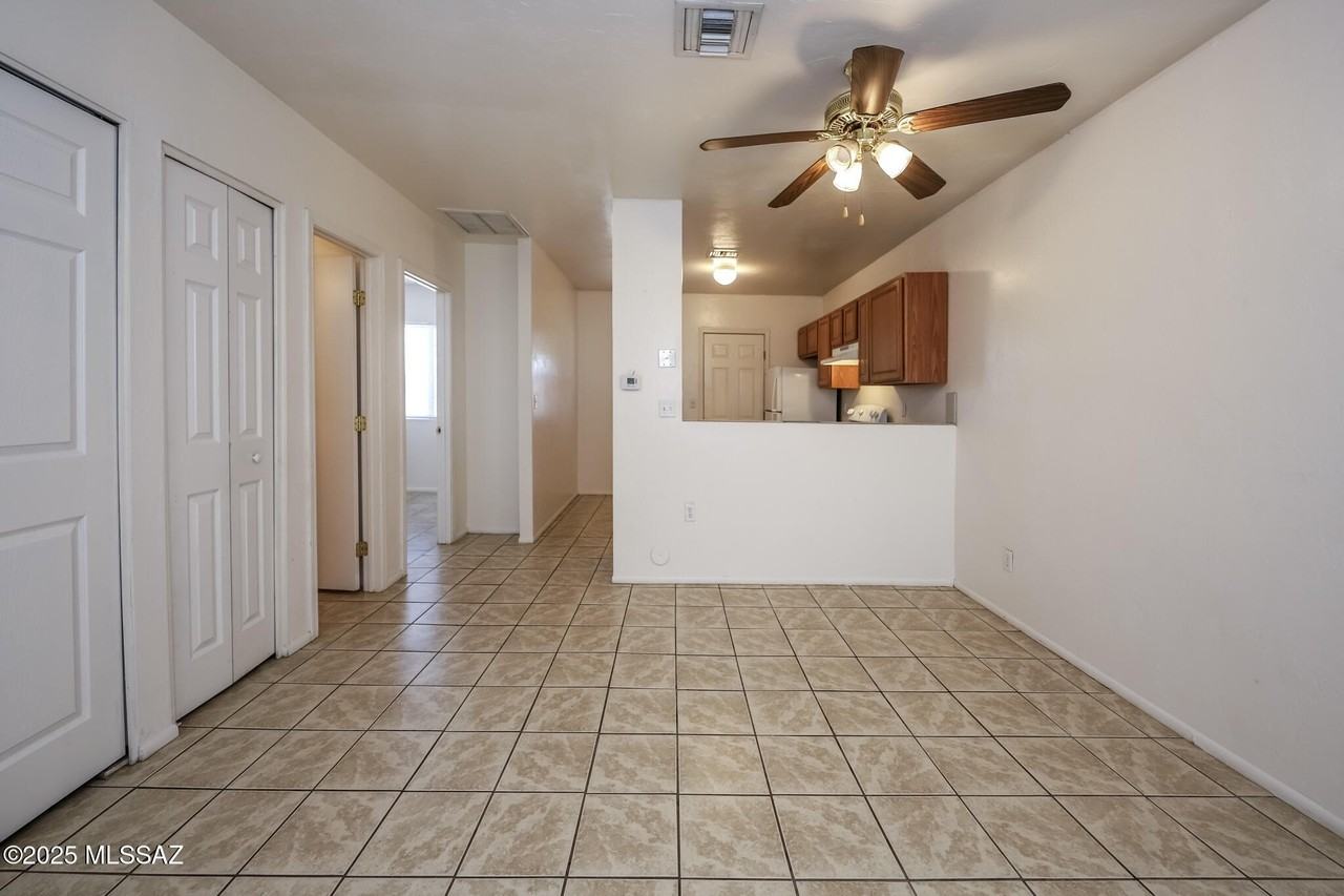 2635 N Fontana Ave Unit 2 #2 - Photo 3 of 16