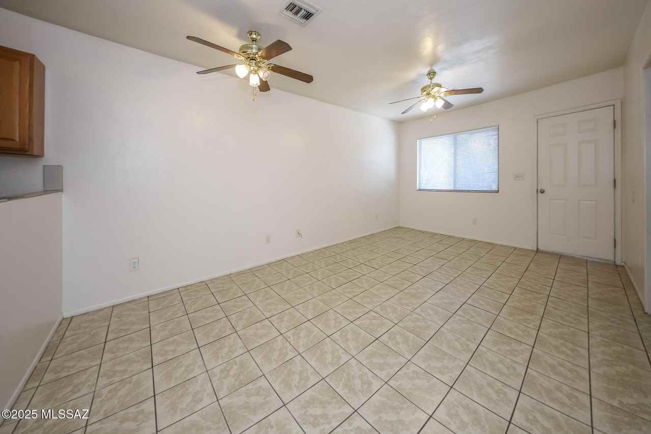 2635 N Fontana Ave Unit 2 #2 - Photo 5 of 16