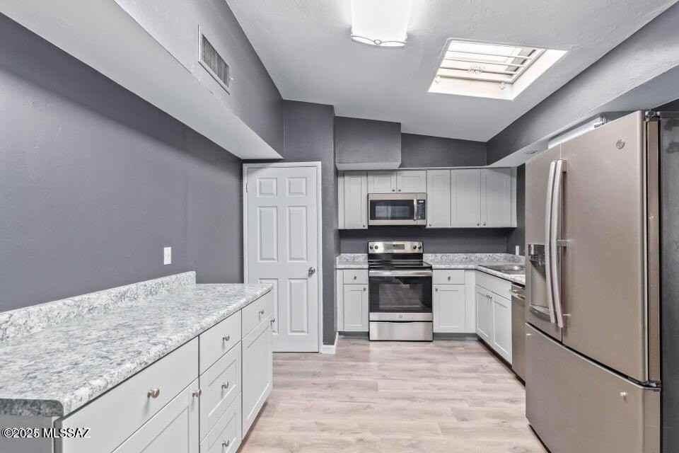 843 E Alturas St - Photo 7 of 23