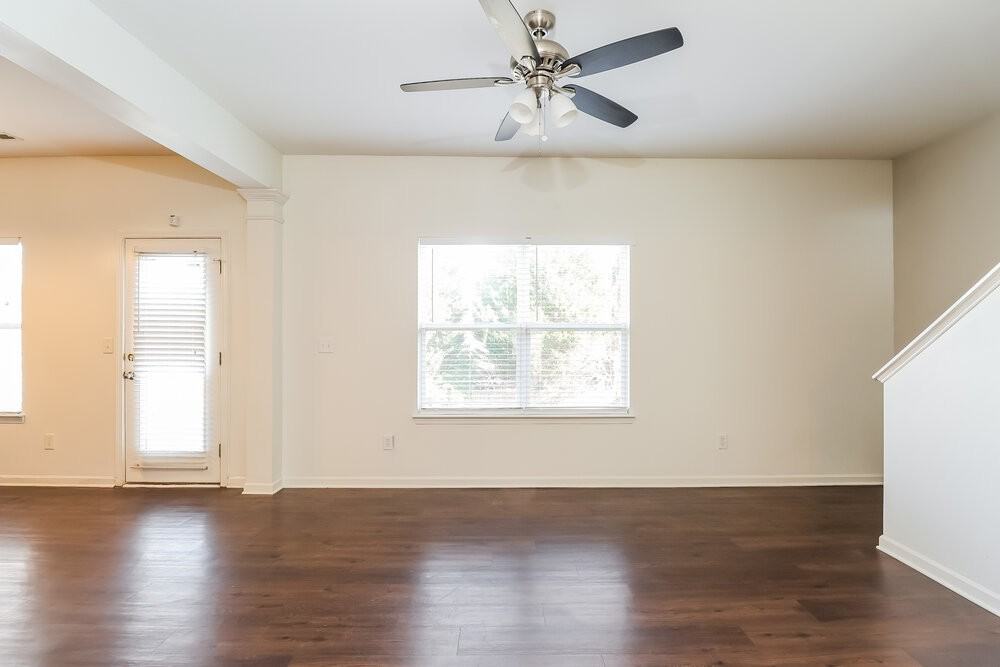 8504 Old Potters Rd - Photo 7 of 17