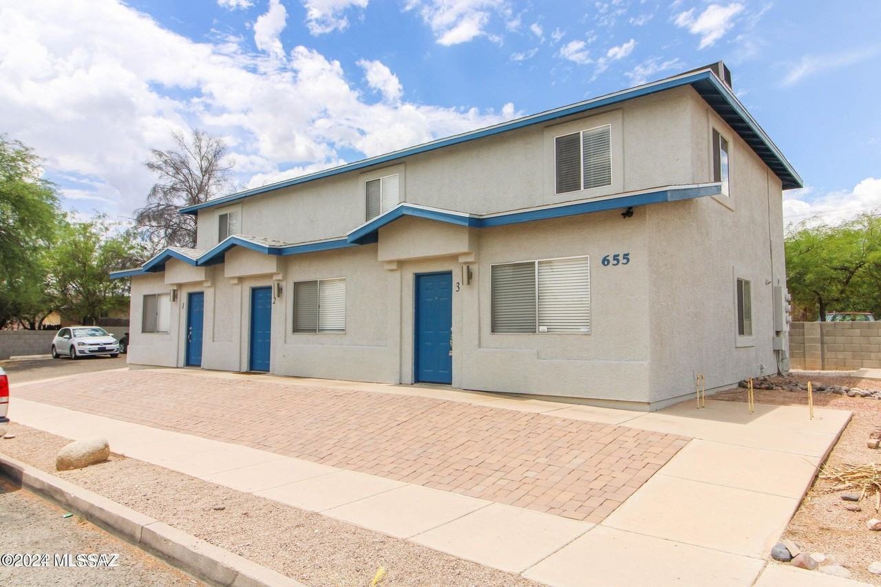 655 E Drachman St Unit 3 #3 - Photo 3 of 15