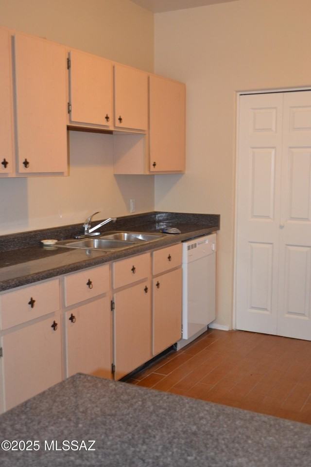 2020 W Dozemary Ct - Photo 7 of 21