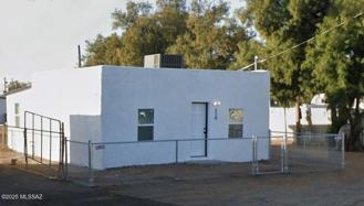 324 E Prince Rd - Photo 1 of 1