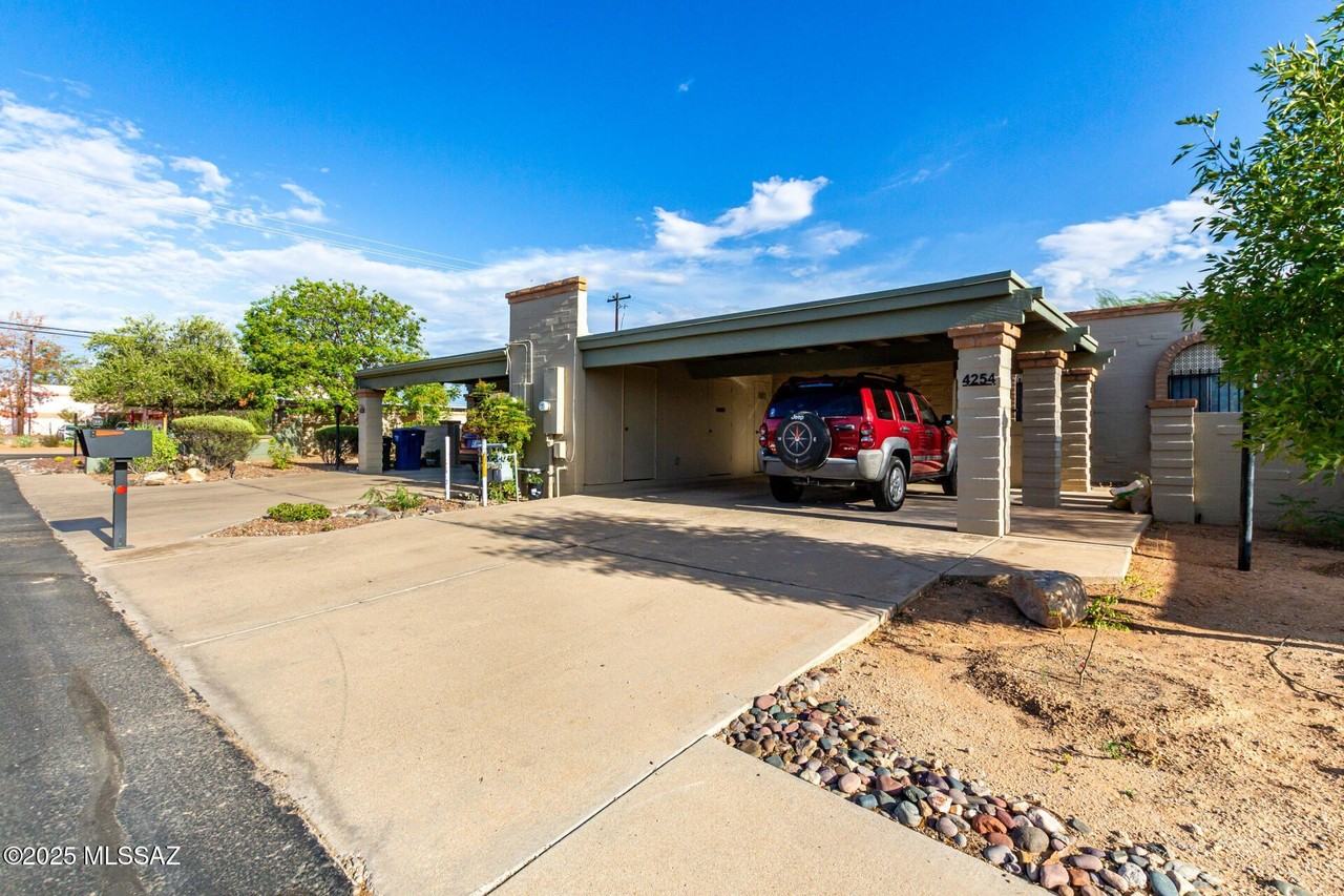 4254 E La Cienega Dr - Photo 3 of 24