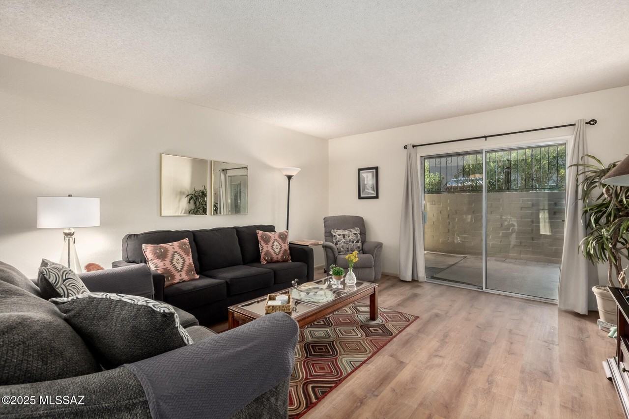 4254 E La Cienega Dr - Photo 5 of 24