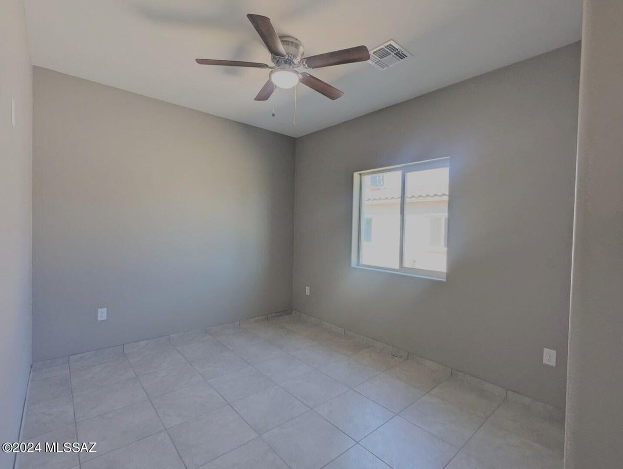 231 W 22nd St Unit 2 #2 - Photo 5 of 12