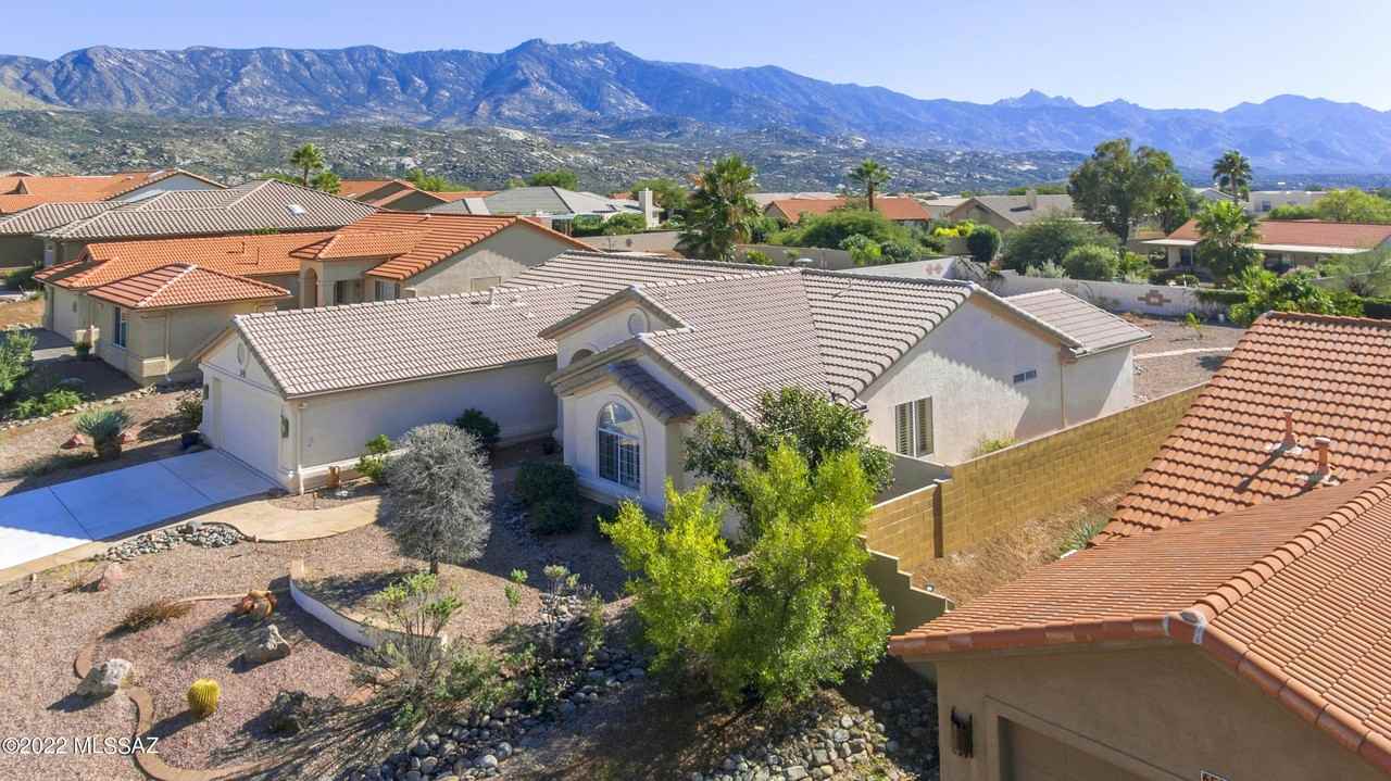 65685 E Rocky Trail Dr - Photo 2 of 36