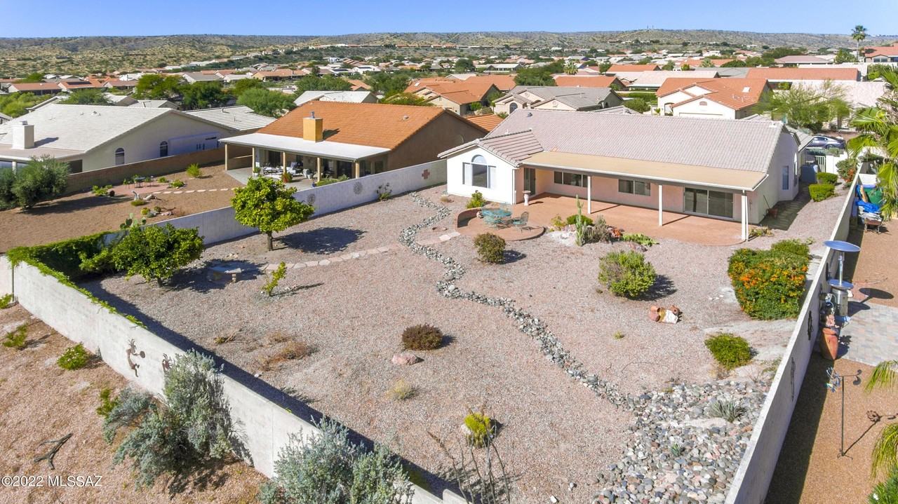 65685 E Rocky Trail Dr - Photo 4 of 36