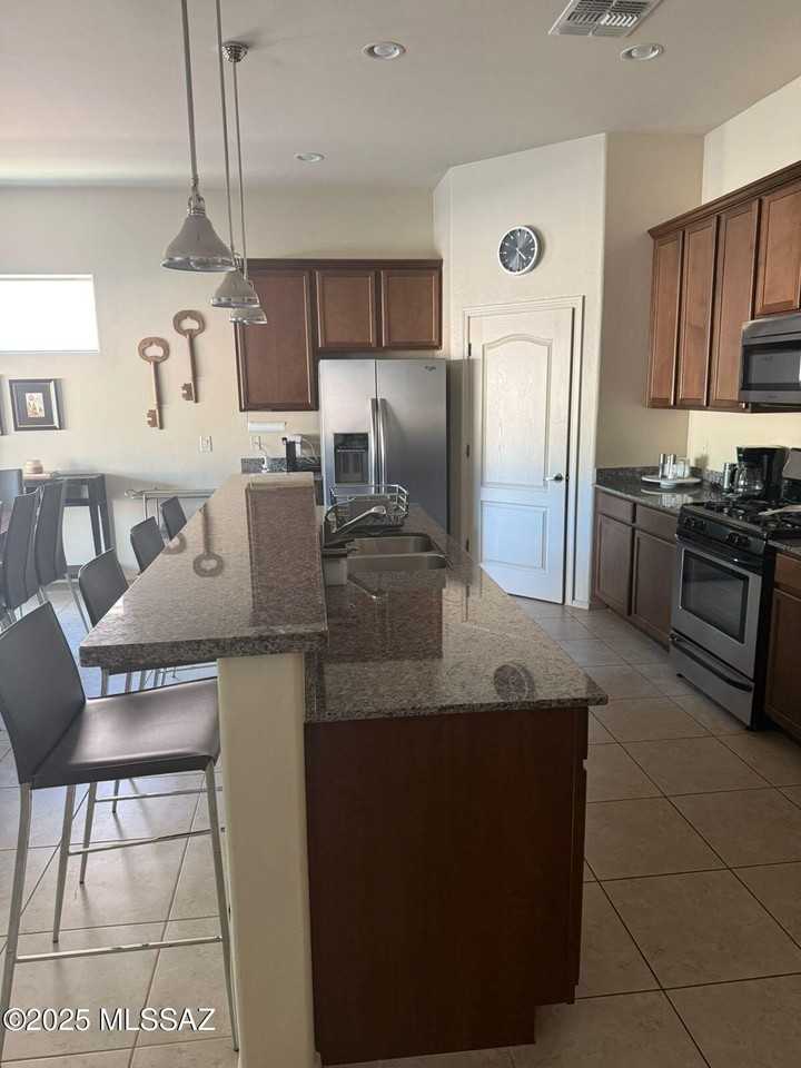 7968 N Placita Marquitos - Photo 5 of 17