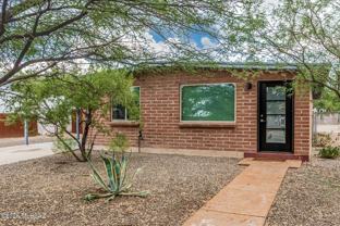 516 E Linden St - Photo 1 of 1