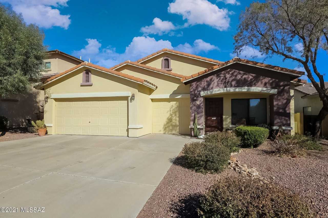 82 W Calle Tierra Sandia - Photo 2 of 30