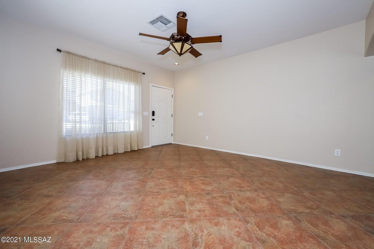 82 W Calle Tierra Sandia - Photo 4 of 30