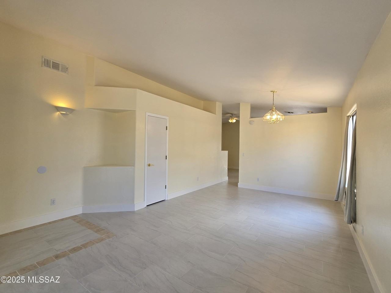 7980 N Siskiyou Dr - Photo 4 of 34