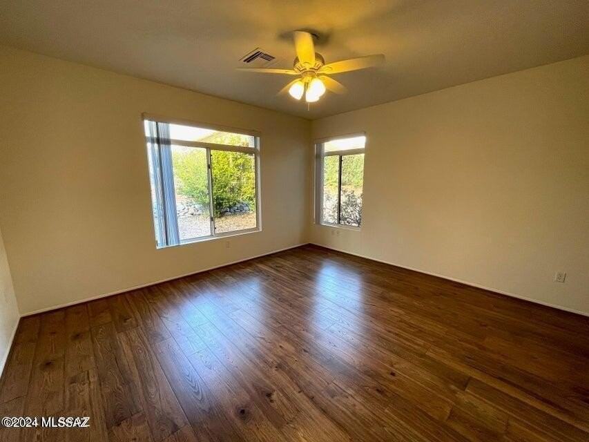 2247 E Jonquil St - Photo 4 of 32