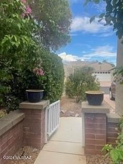 8601 N Johnny Miller Dr - Photo 2 of 37