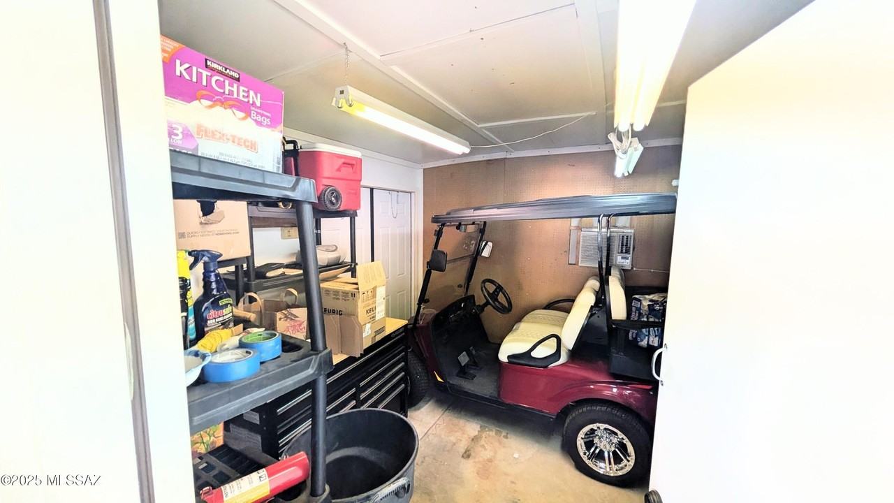 10676 N Kilimanjaro Ave - Photo 5 of 21