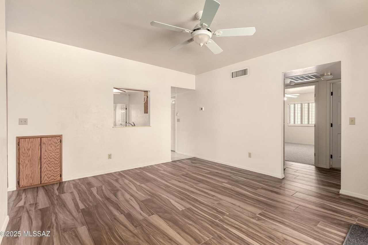 7880 S Avenida De Pina - Photo 7 of 29