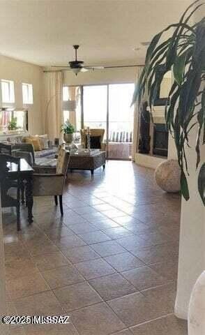 5953 N Via Paloma Silvestre - Photo 7 of 34