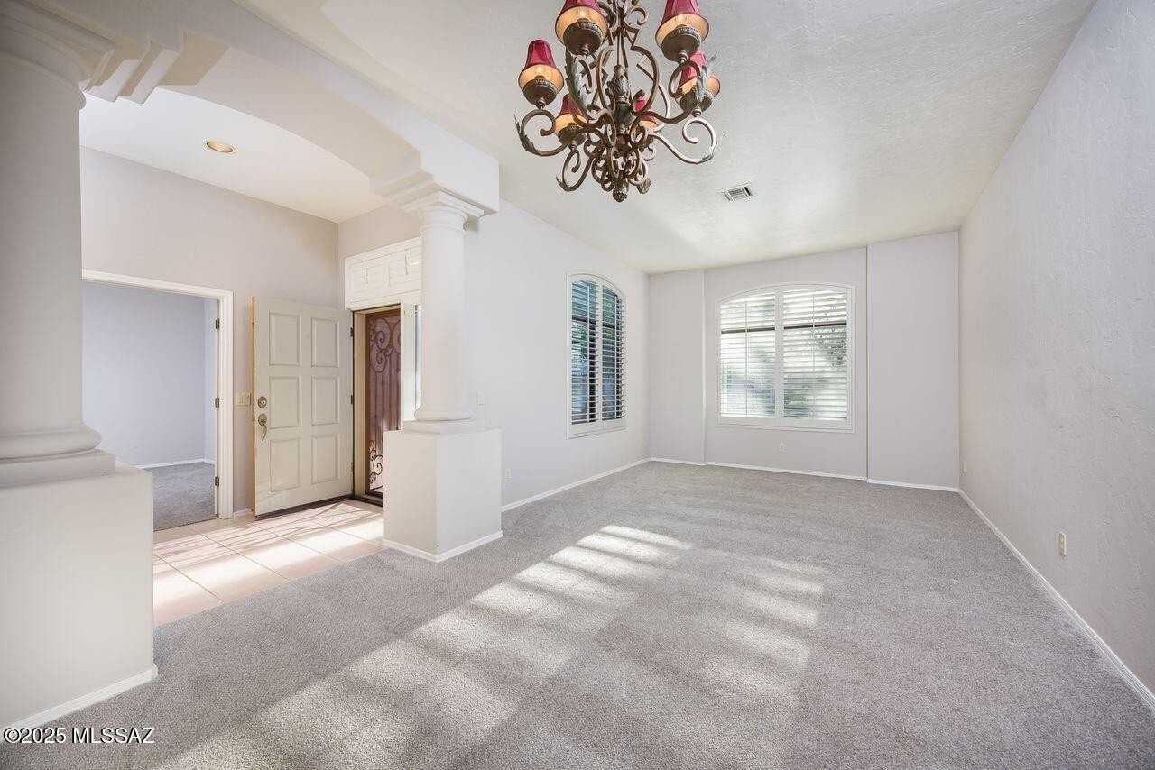 1980 W Muirhead Loop - Photo 3 of 27