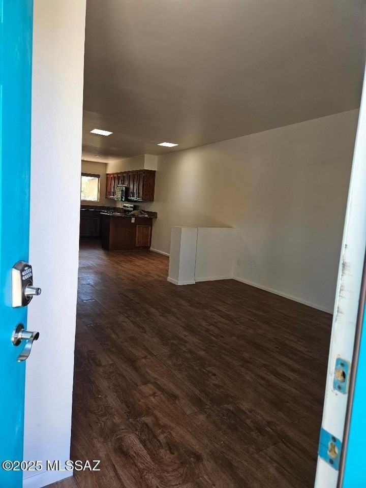 2827 N Estrella Ave Apt 2 #2 - Photo 4 of 20