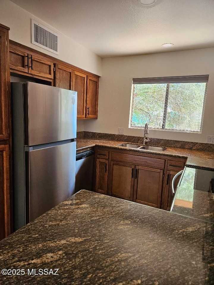 2827 N Estrella Ave Apt 2 #2 - Photo 6 of 20