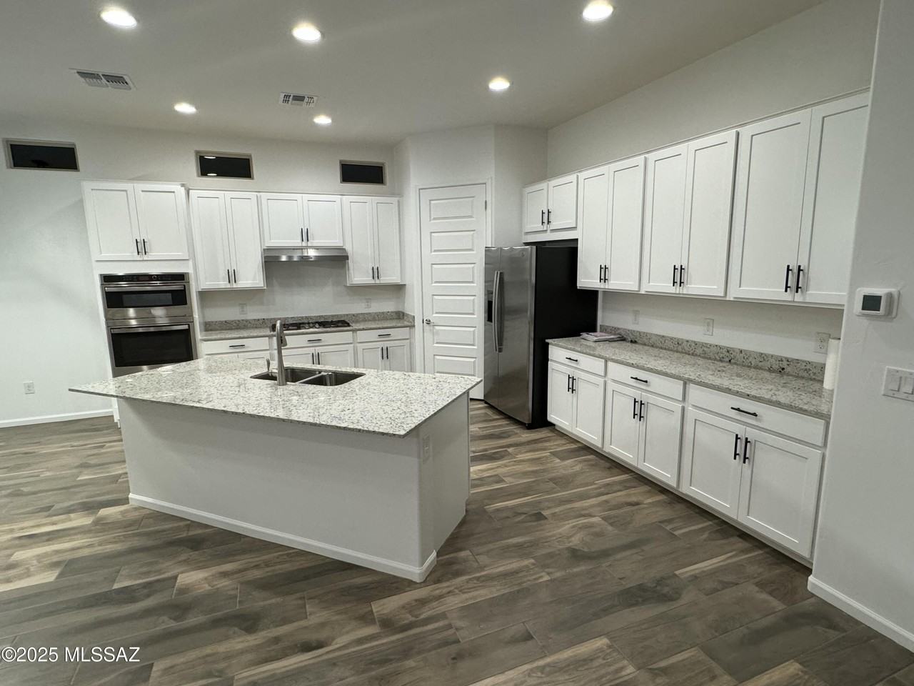 7999 S Bentgrass Ln - Photo 3 of 20