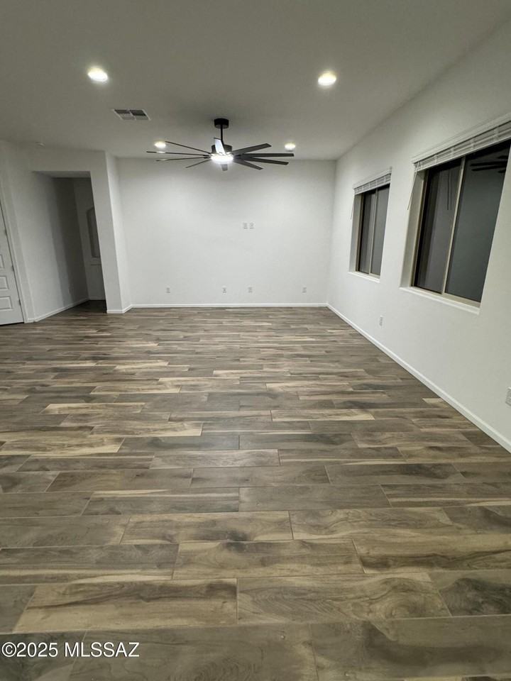 7999 S Bentgrass Ln - Photo 5 of 20