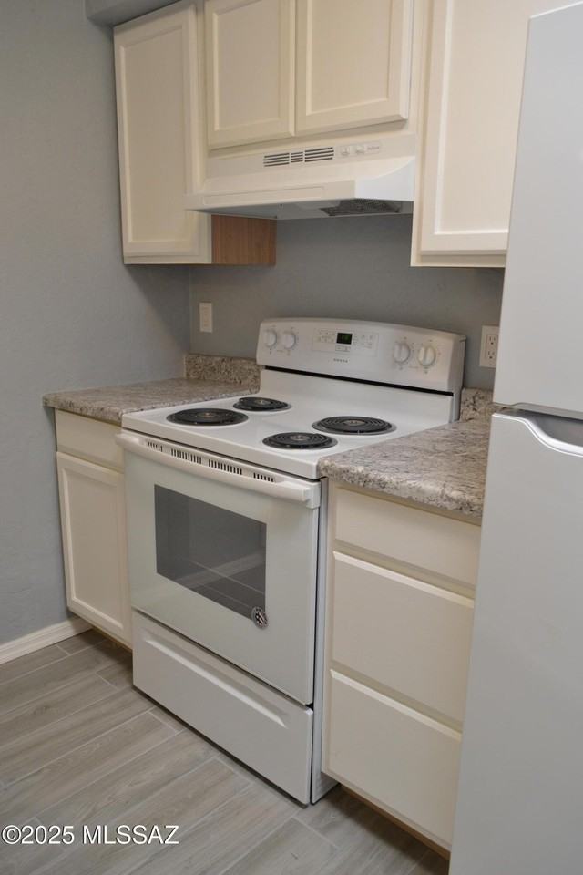 1902 S Montezuma Ave Apt D #D - Photo 7 of 17