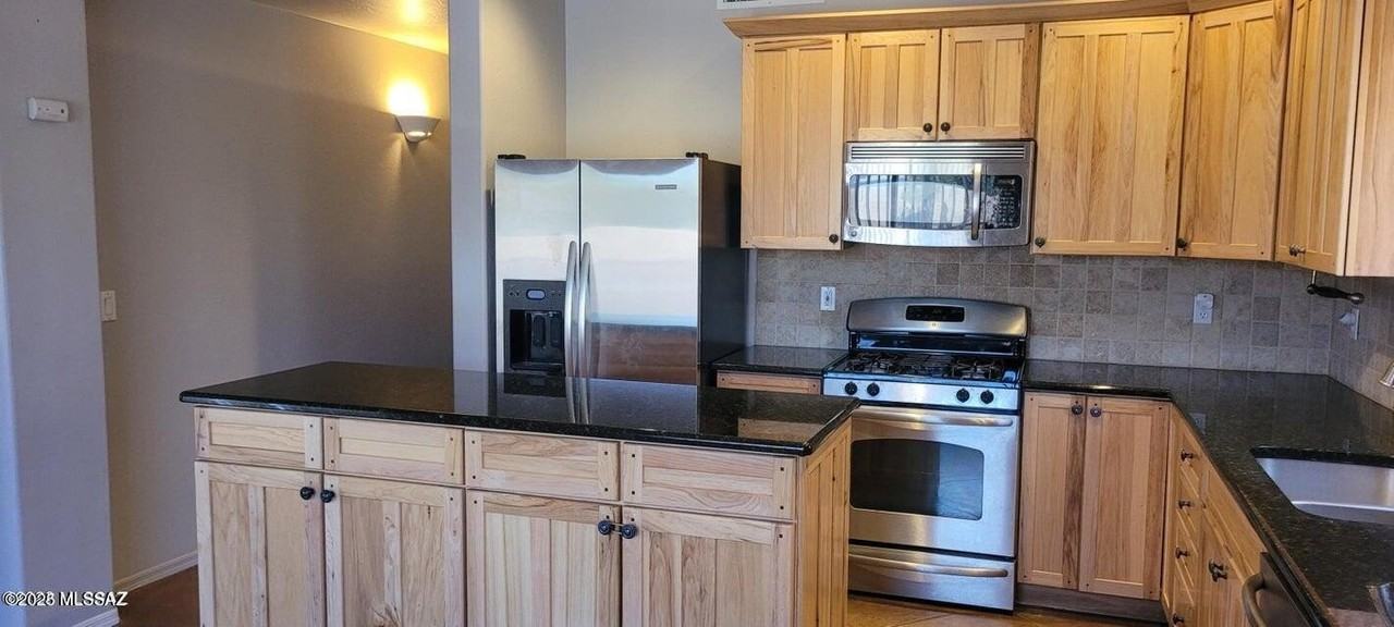 6987 W Sauceda Dr - Photo 3 of 14