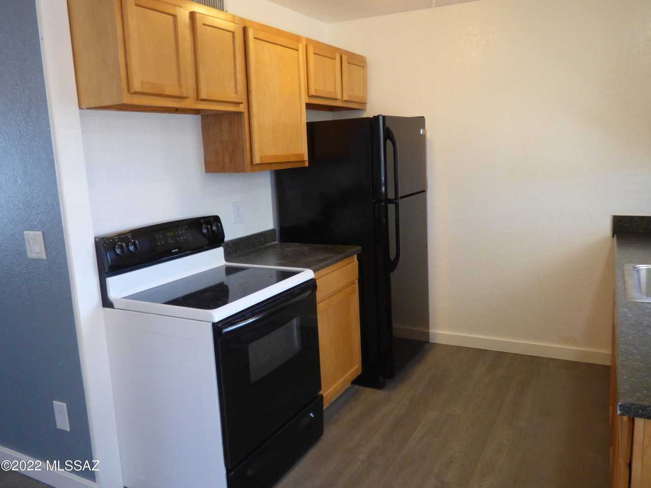 7659 E Queen Palm Cir - Photo 4 of 22