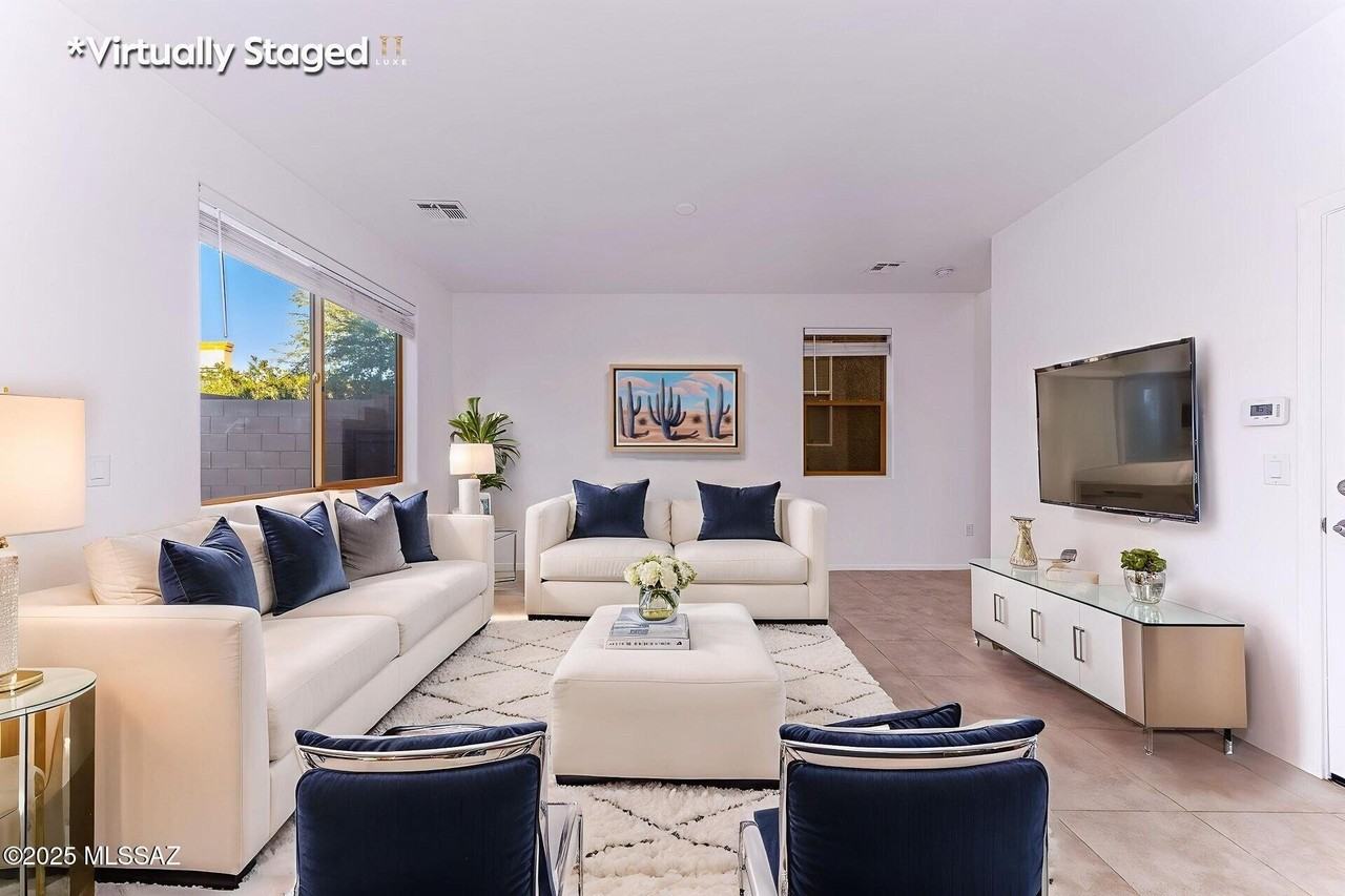 4255 E Columbus Park Pl - Photo 5 of 43