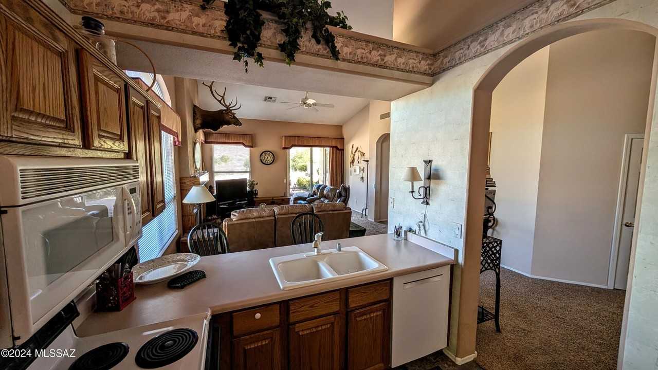 64576 E Wind Ridge Cir - Photo 4 of 13