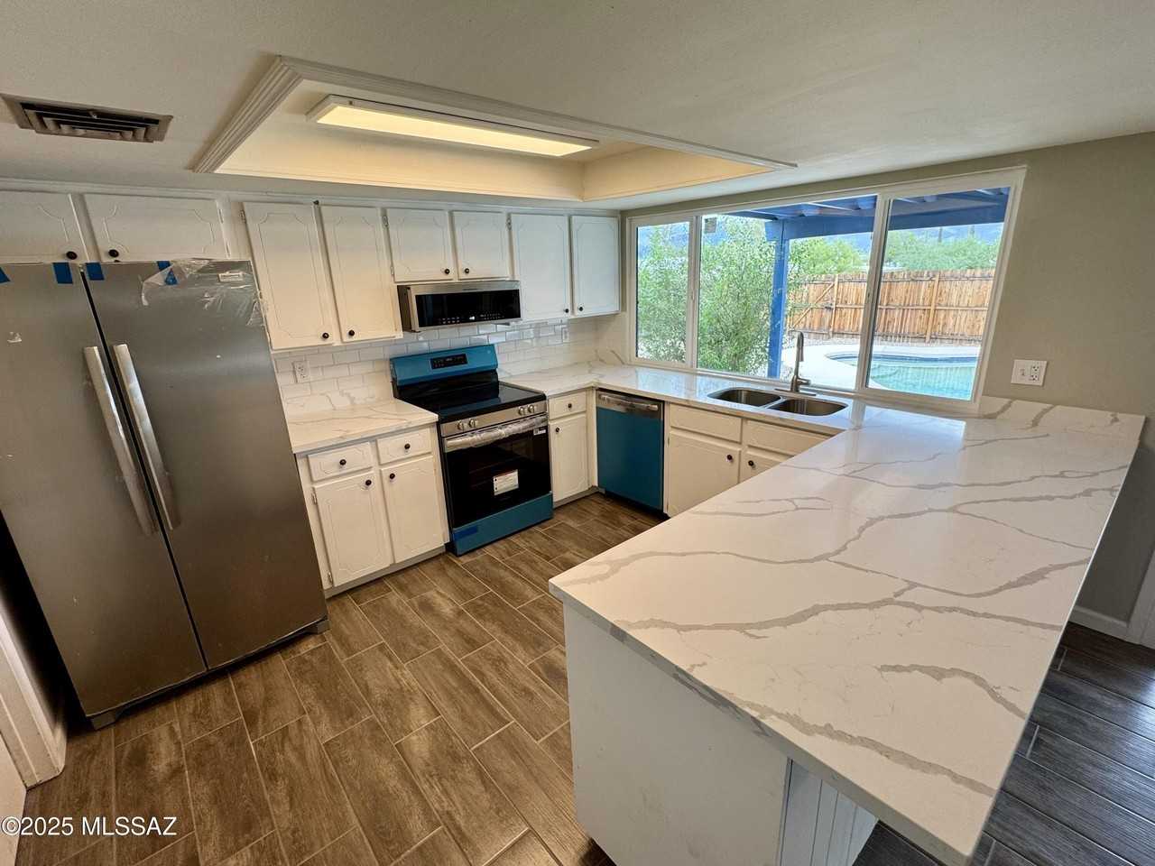 9301 E Speedway Blvd - Photo 2 of 45