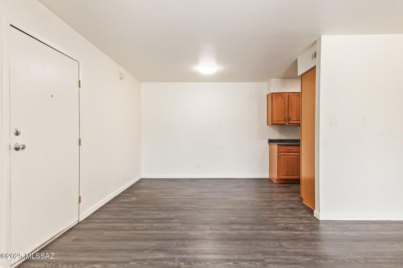 6312 N Barcelona Ln - Photo 7 of 29