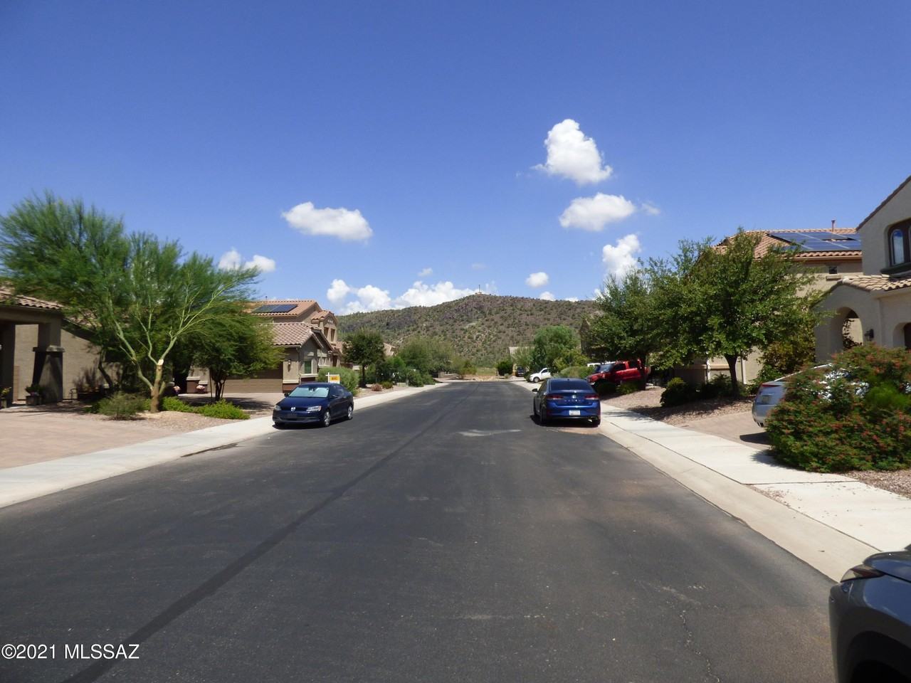 8815 W Moon Spring Rd - Photo 3 of 38