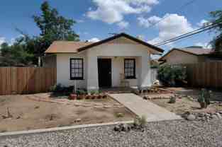 215 S Cherry Ave - Photo 1 of 1