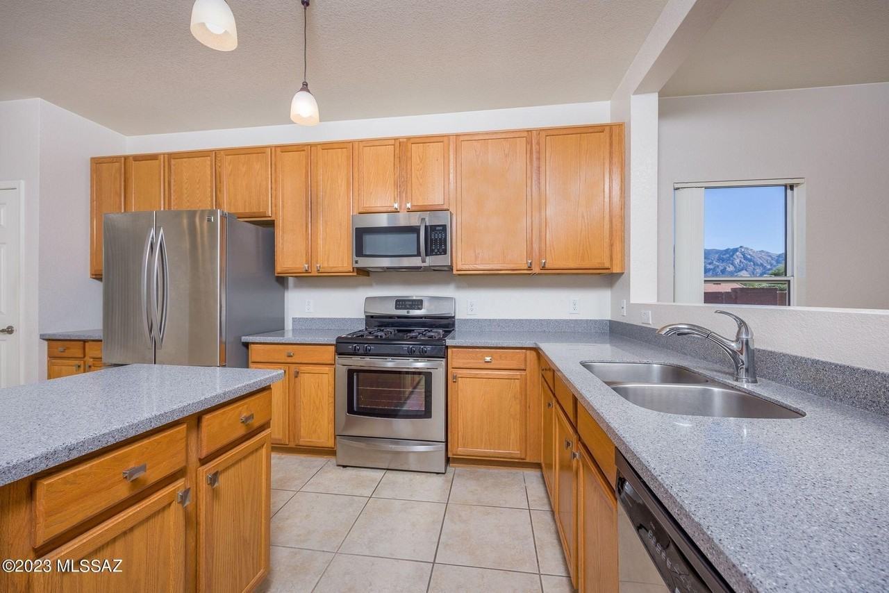 3672 E Mecate Rd - Photo 5 of 28