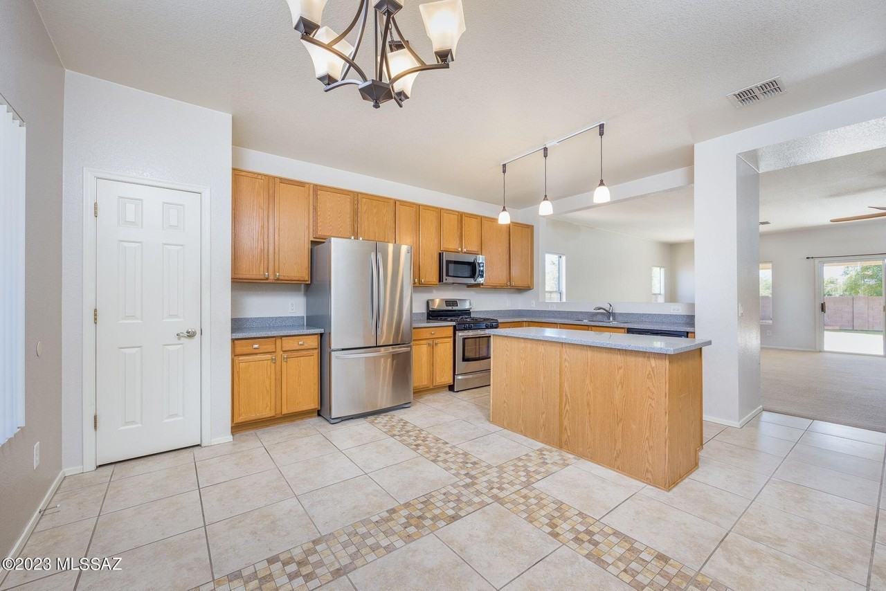 3672 E Mecate Rd - Photo 7 of 28