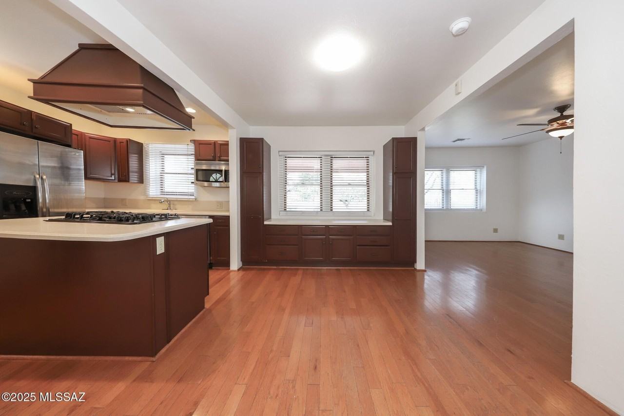 1014 N 7th Ave Apt 1 #1 - Photo 6 of 19