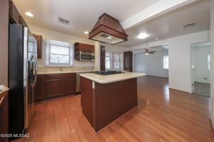 featured image of 1014 N 7th Ave Apt 1 #1