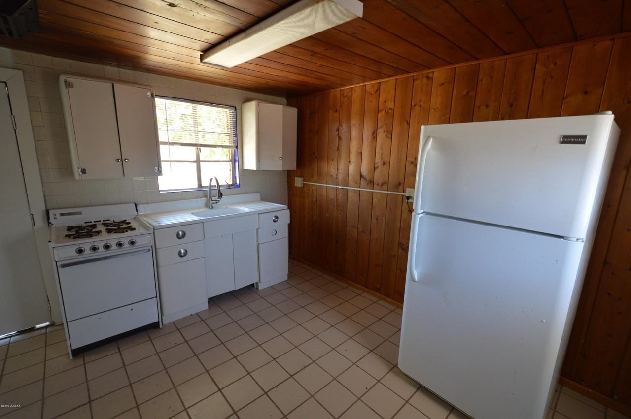 310 E Mohave Rd Unit 2 #2 - Photo 2 of 9