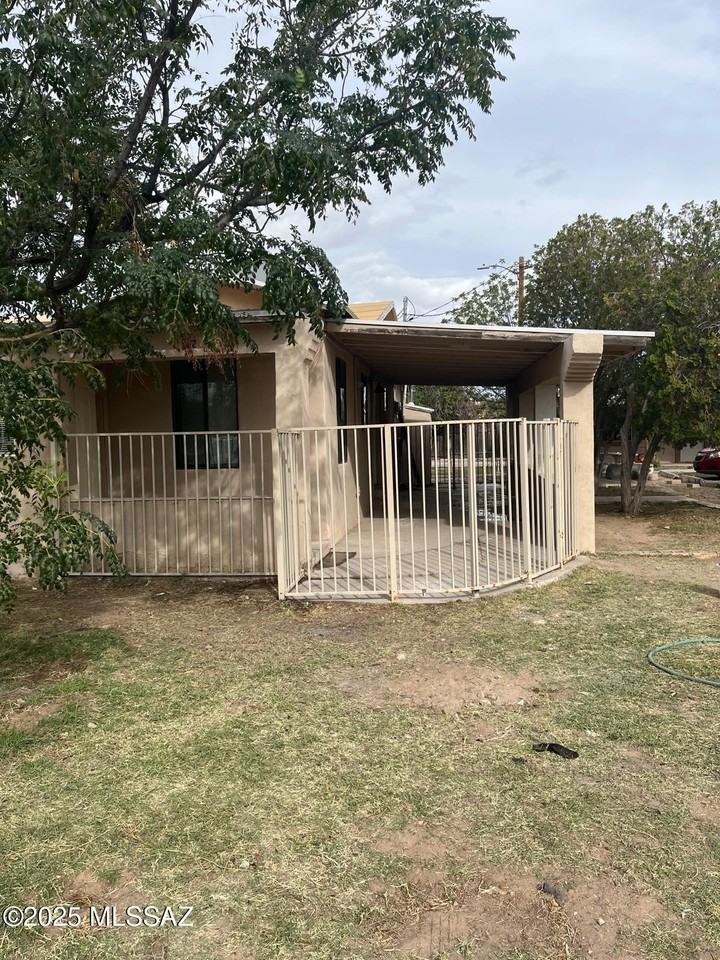 345 E Teton Rd #2 - Photo 2 of 17