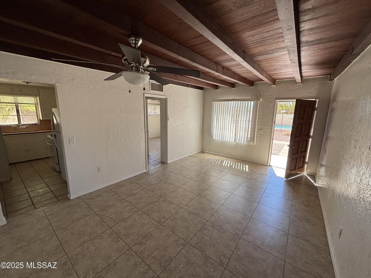 3001 E La Madera Dr Unit 3011 #3011 - Photo 2 of 12
